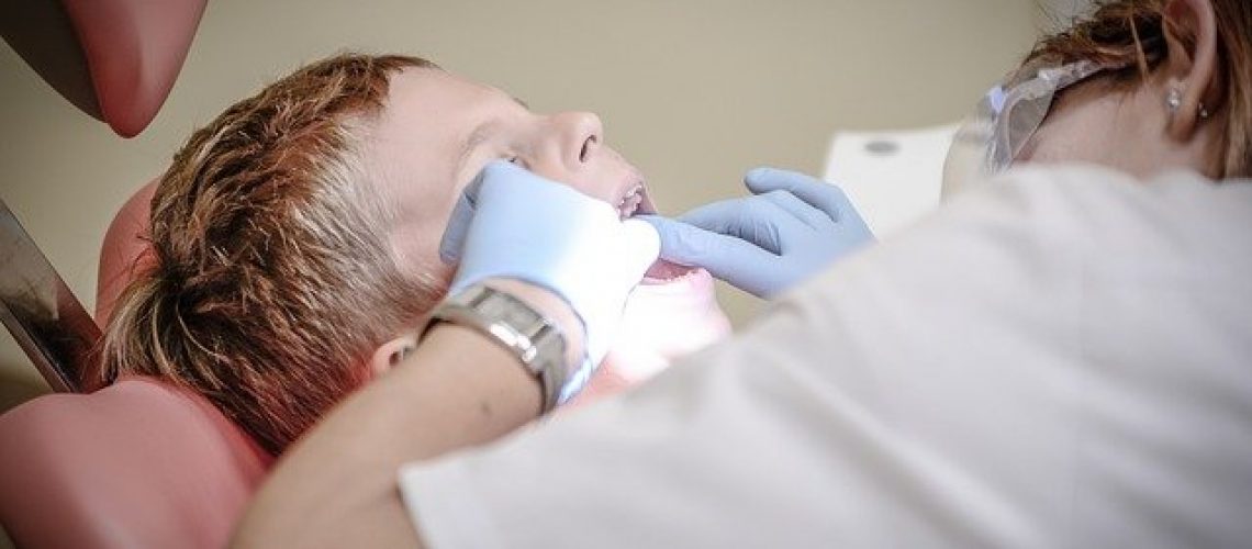 dentist-428646_640